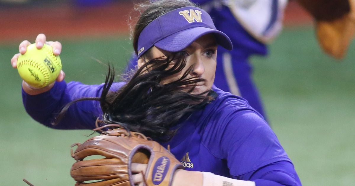 Featured image for Washington Softball's Epic Comeback Secures Supers Spot.