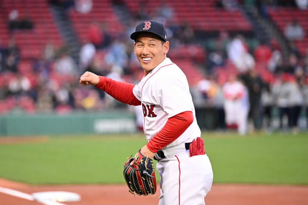 "Masataka Yoshida's Impressive Performance and Meeting with Favorite Player Bryce Harper"