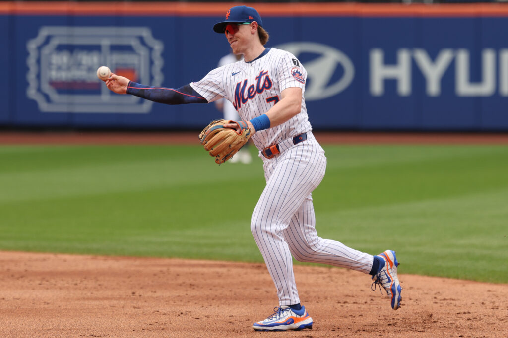 Featured image for Mets' Brett Baty sidelined with oblique injury amid playoff push