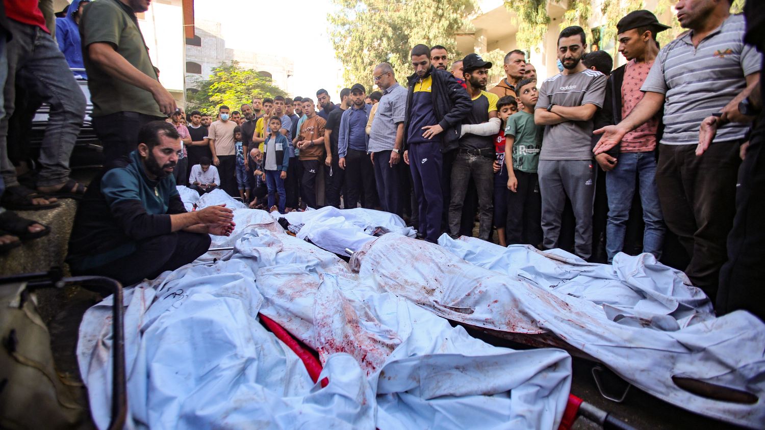 "Israeli Strikes in Gaza: 20,000 Palestinians Killed, War Alters Lives"
