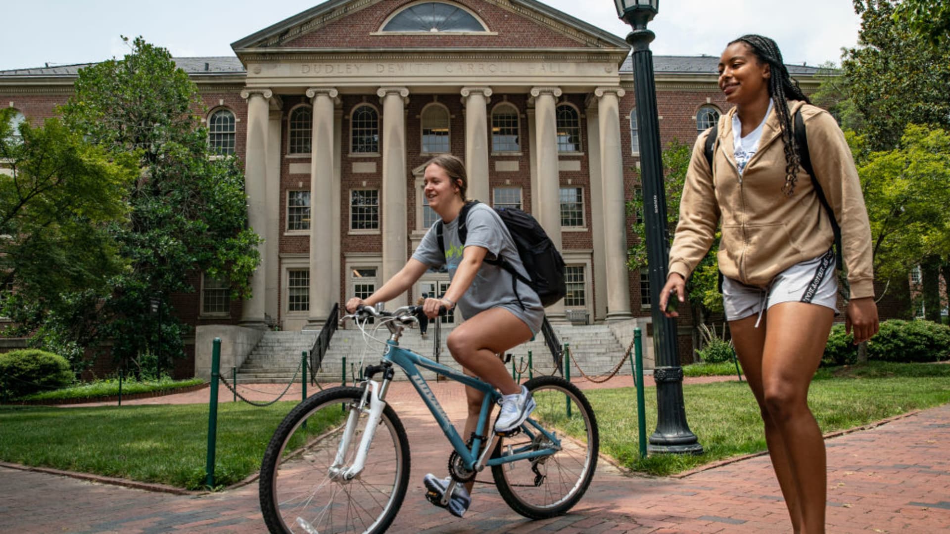 Featured image for Back-to-Campus Shopping Trends: Custom Art, Air Purifiers, and Prime Student Perks