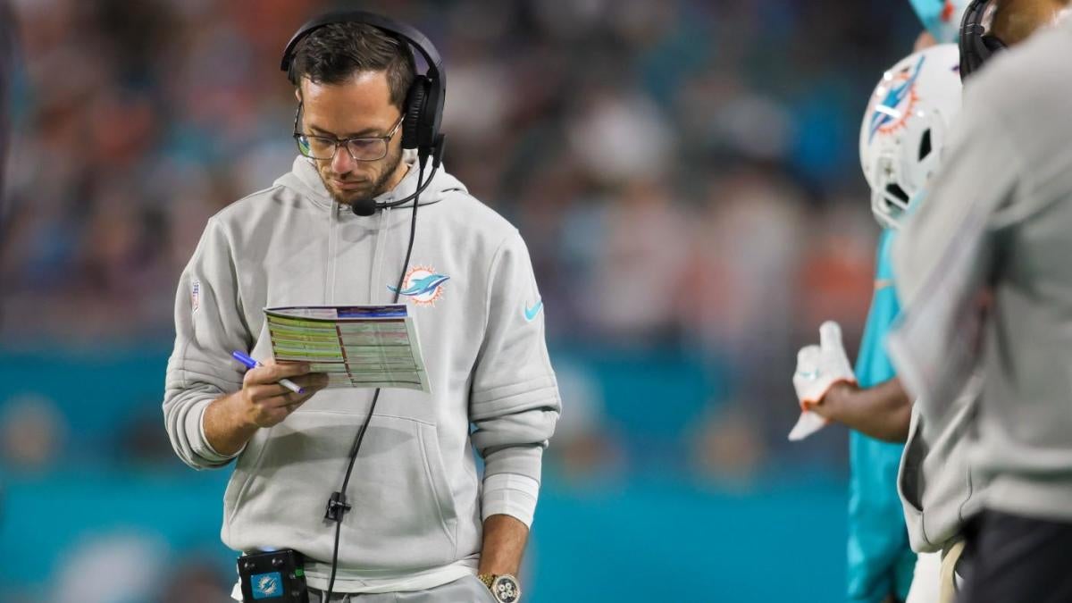 "No Lead in the NFL is Safe: Titans' Comeback a 'Hard, Hard Lesson' - Mike McDaniel"
