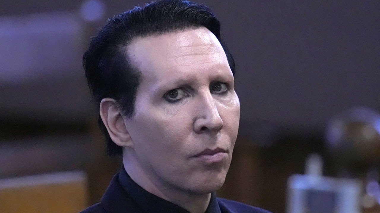 Marilyn Manson's Sentencing in Nose-Blowing Case: Plea Entered