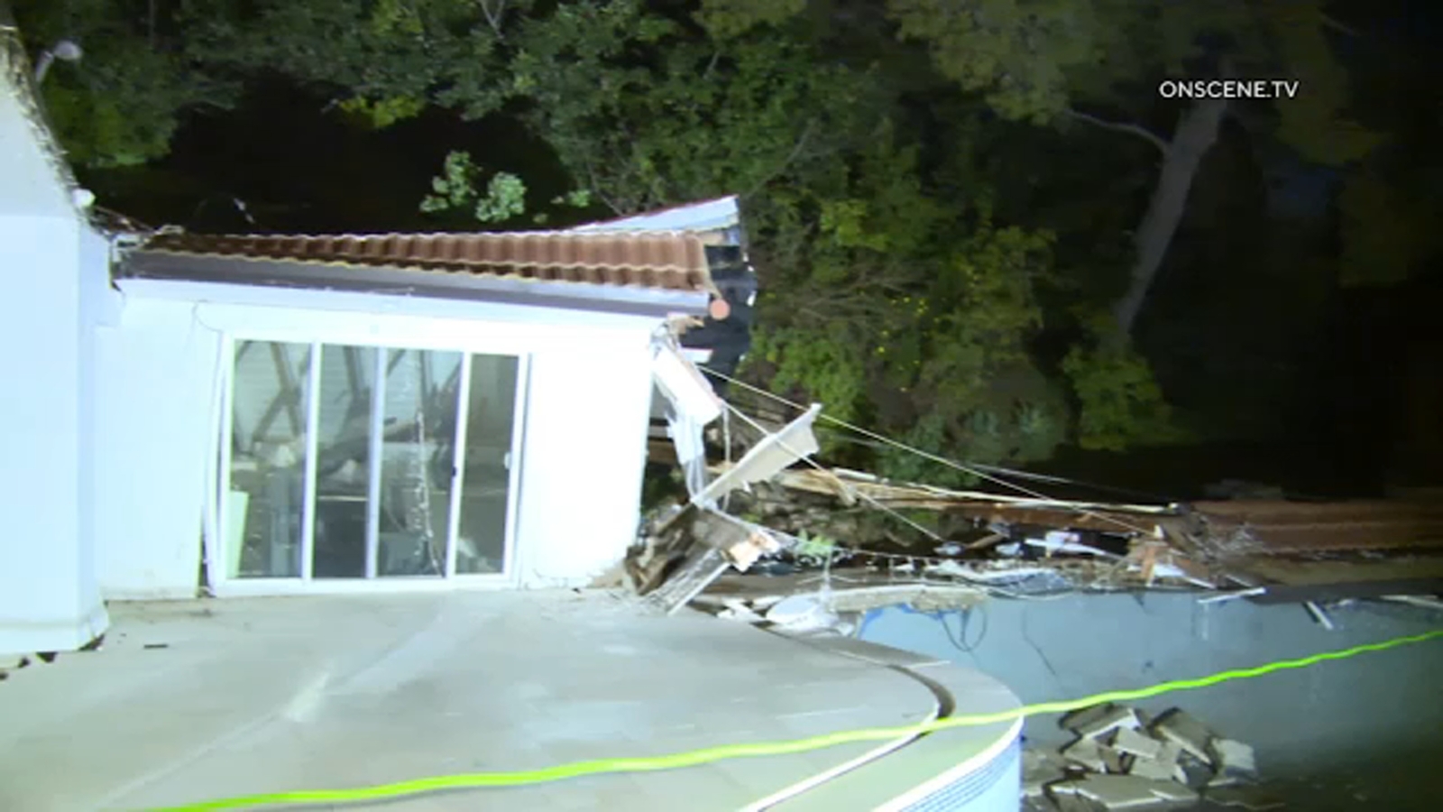 Featured image for Sherman Oaks Landslide Damages Homes and Forces Evacuations