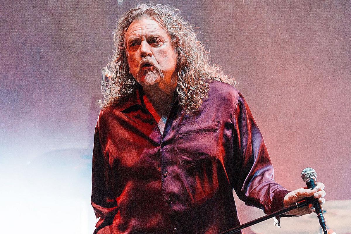 Featured image for Robert Plant Avoids Playing Led Zeppelin's Classic Hits Solo
