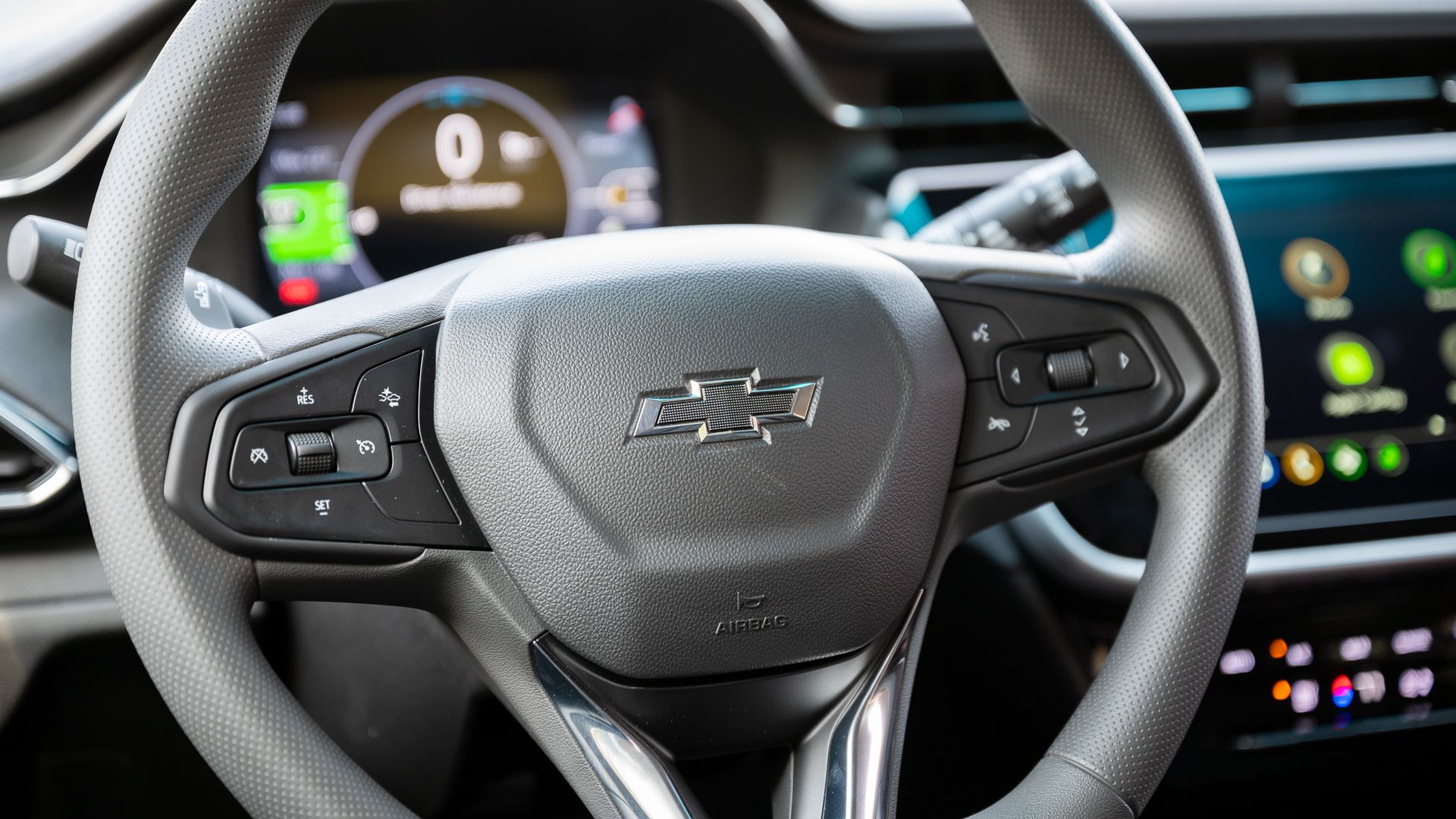 Featured image for GM Teams Up with Google, Drops CarPlay and Android Auto in Future EVs