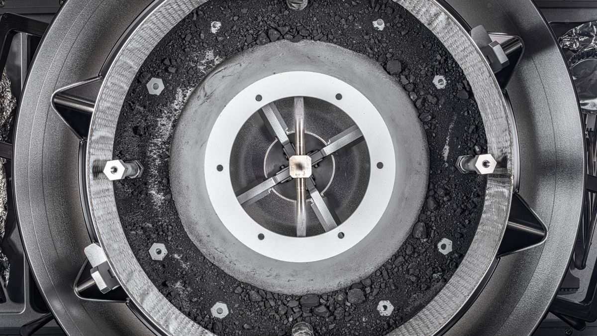 Featured image for "NASA Successfully Unveils OSIRIS-REx Asteroid Sample Contents"