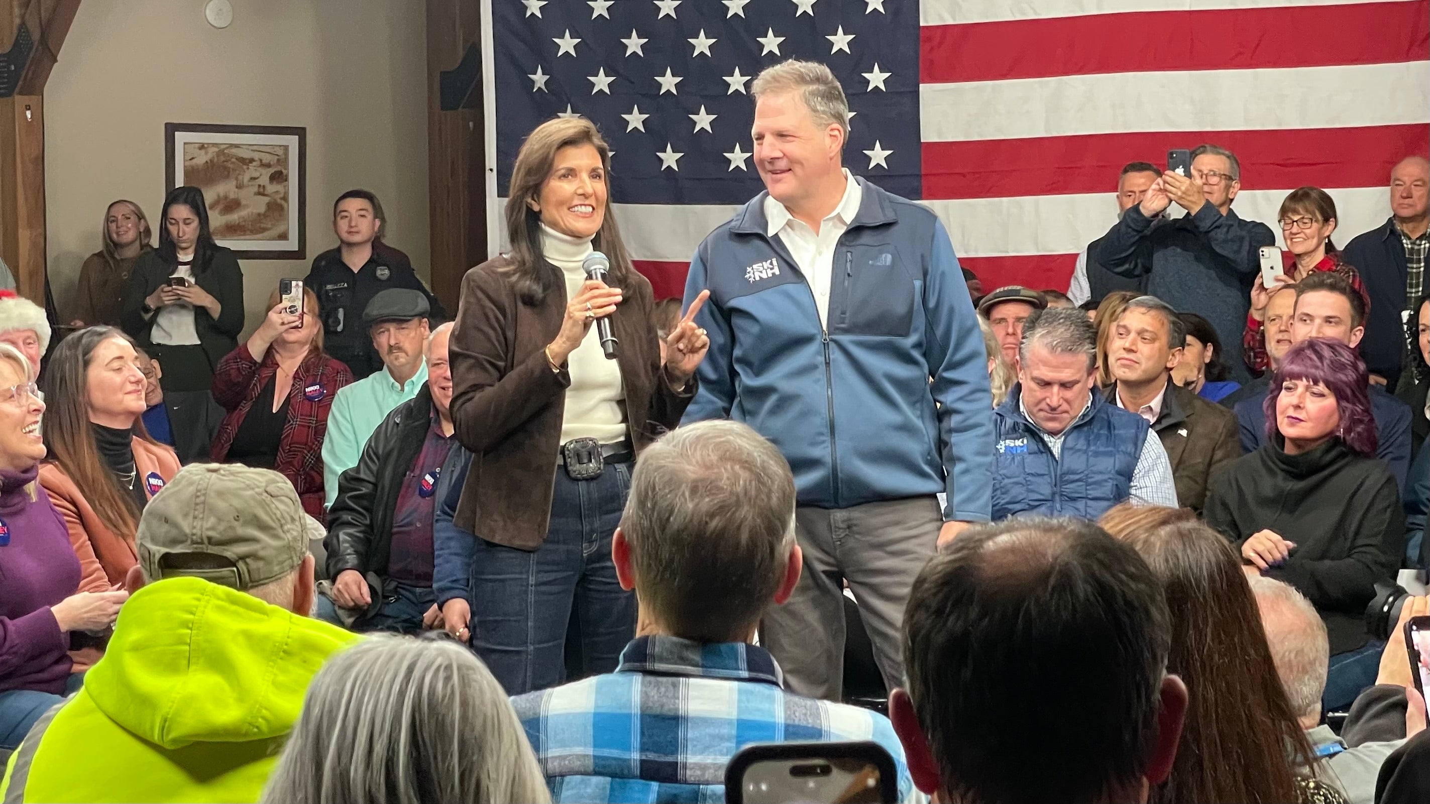 Featured image for "Sununu's Endorsement of Haley: A Last-Ditch Effort to Challenge Trump's Dominance in GOP Primary"