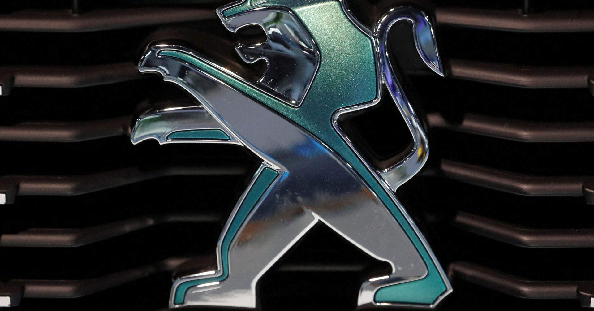 "Peugeot Cars to Utilize ChatGPT for Driver Communication"