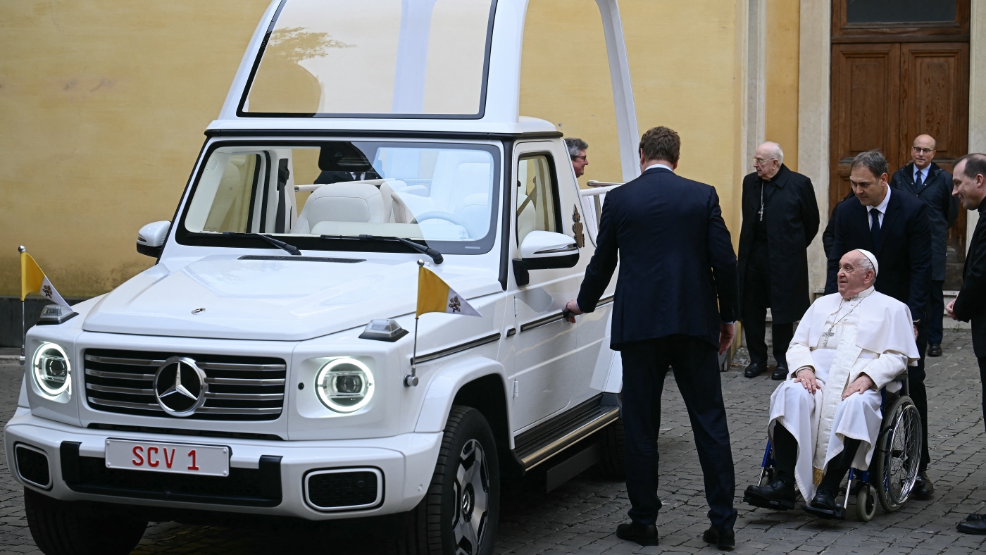 Pope Francis Unveils Eco-Friendly Electric Popemobile from Mercedes-Benz