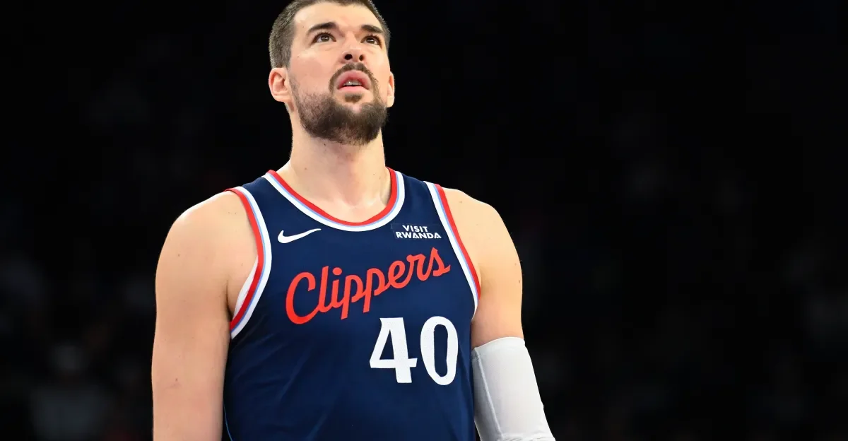 Clippers cash in at deadline, Bulls stumble in 2026 trades