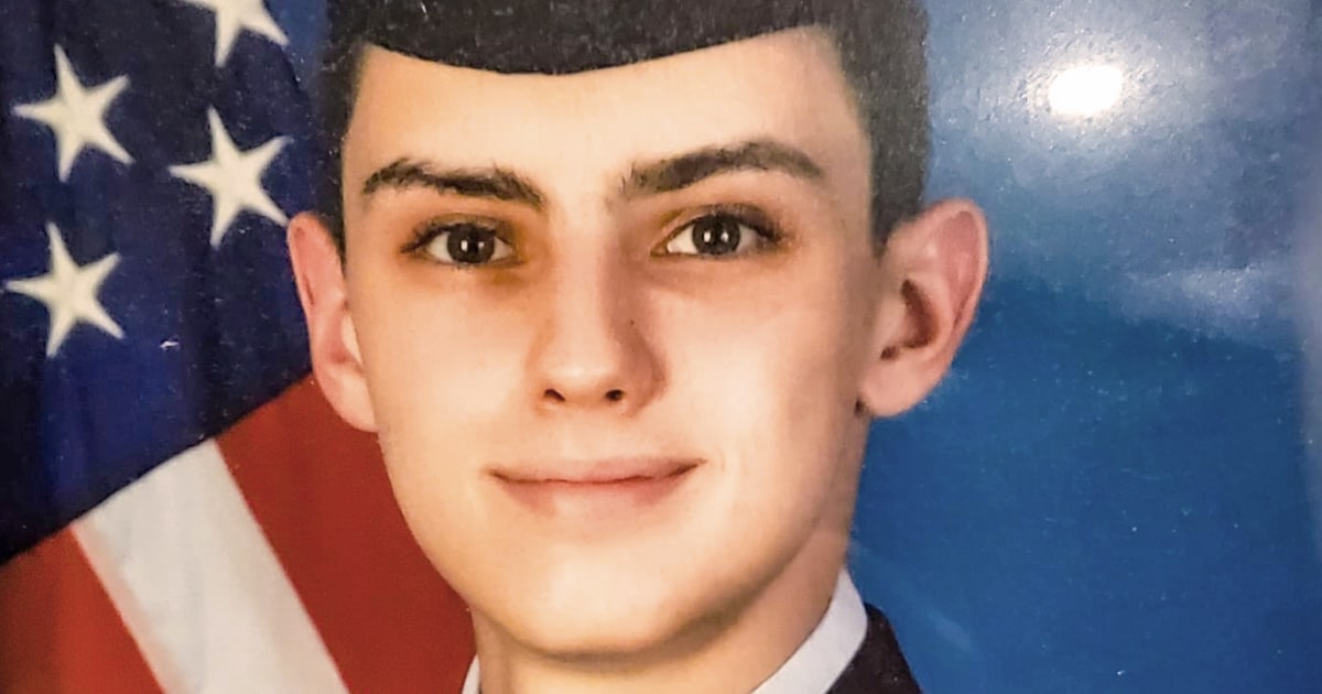 Pentagon leak suspect Teixeira cites Trump's release in plea for freedom