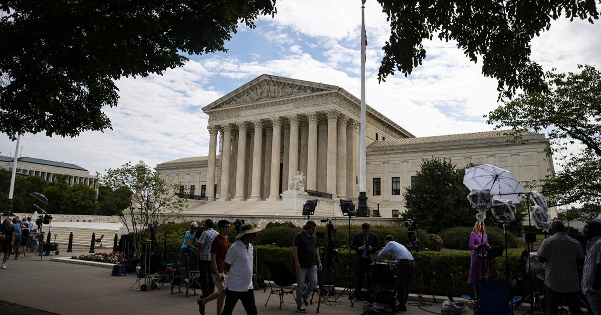Supreme Court strengthens First Amendment protections for online threats.