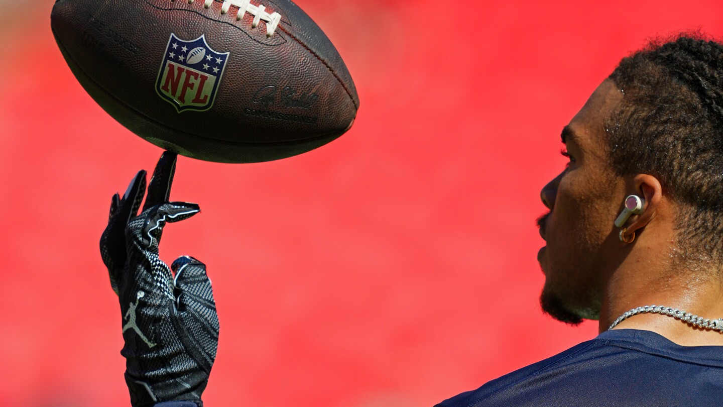 Featured image for "Canadian Receiver Chase Claypool Added to CFL's Saskatchewan Roughriders Negotiation List"