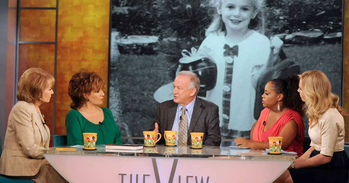 Featured image for JonBenét Ramsey's Father Remains Hopeful as Netflix Doc Sparks New Theories