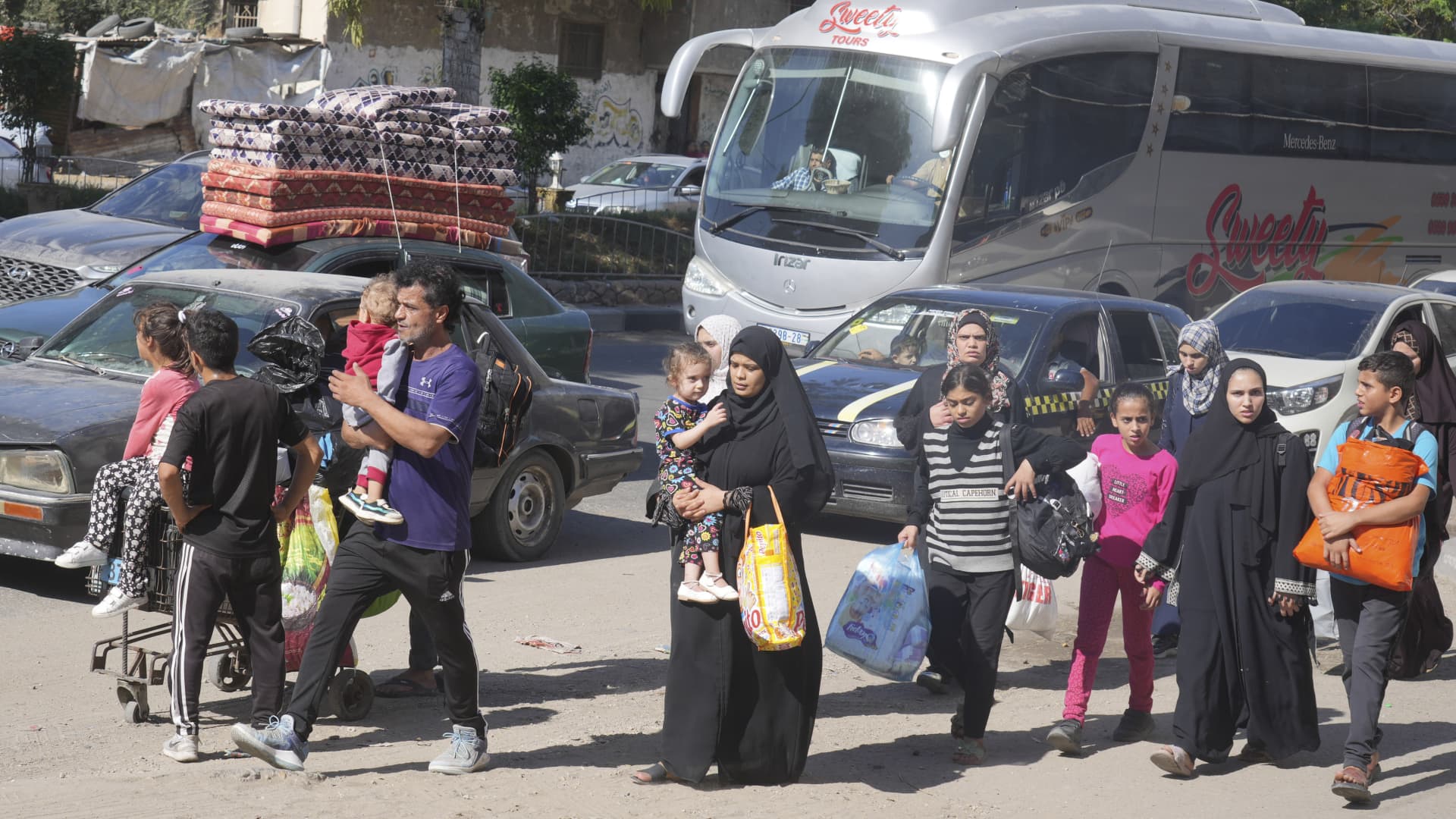 "Latest Updates on Israel-Hamas Conflict in Gaza"