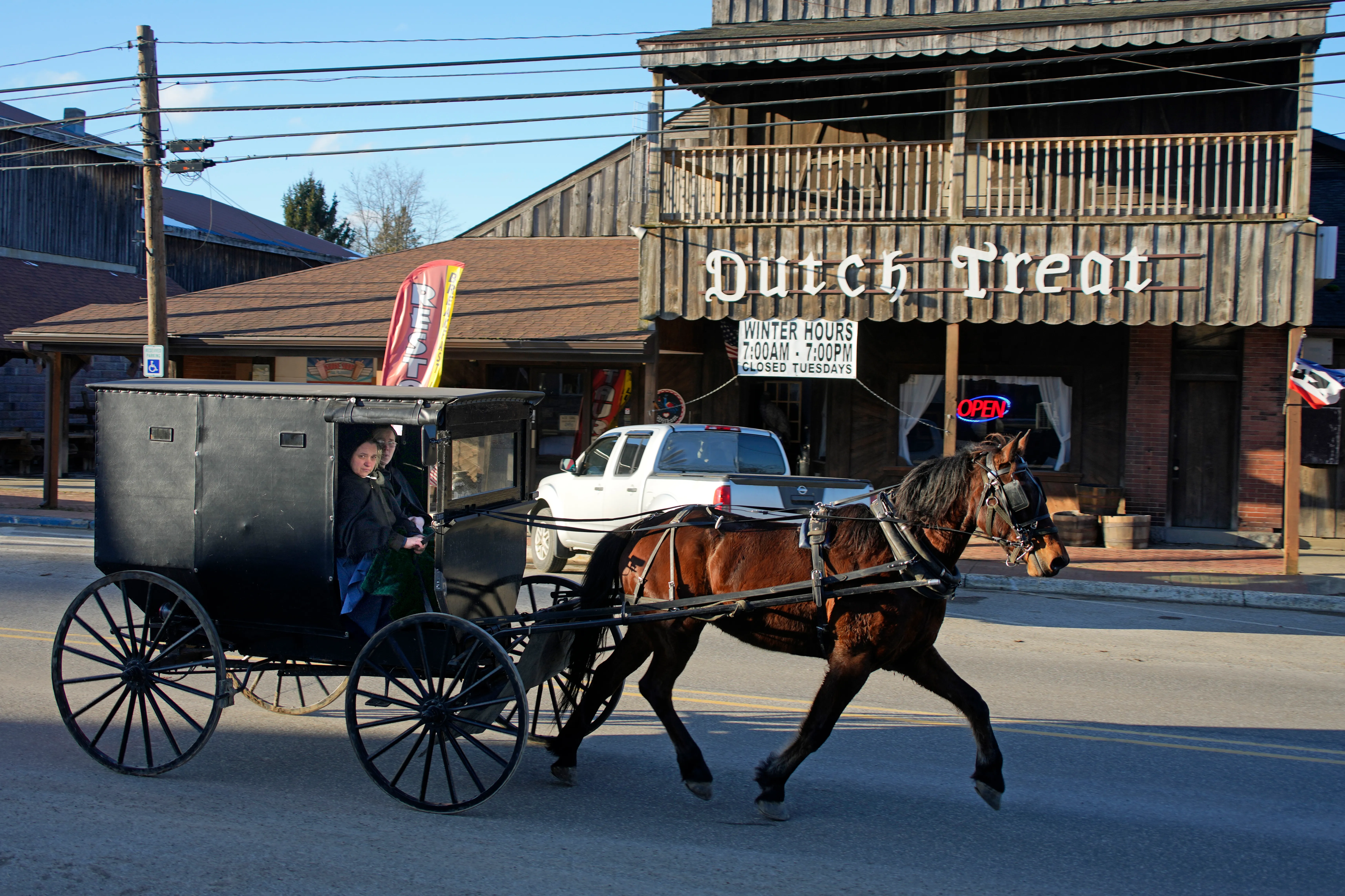 "Pregnant Amish Woman Murdered in Pennsylvania Home: Community in Shock"