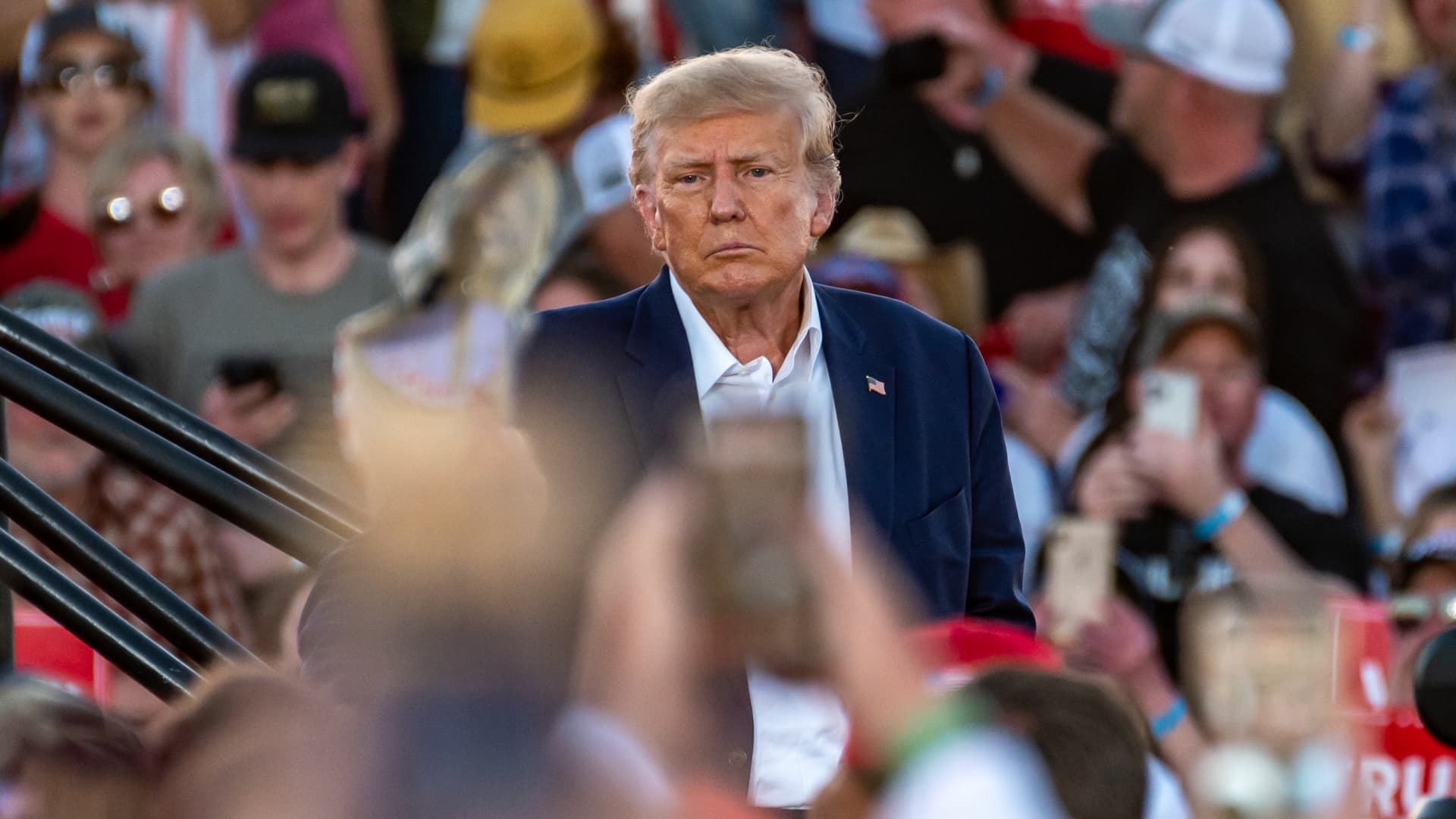 Trump's legal troubles continue as grand jury reconvenes amid heightened security.