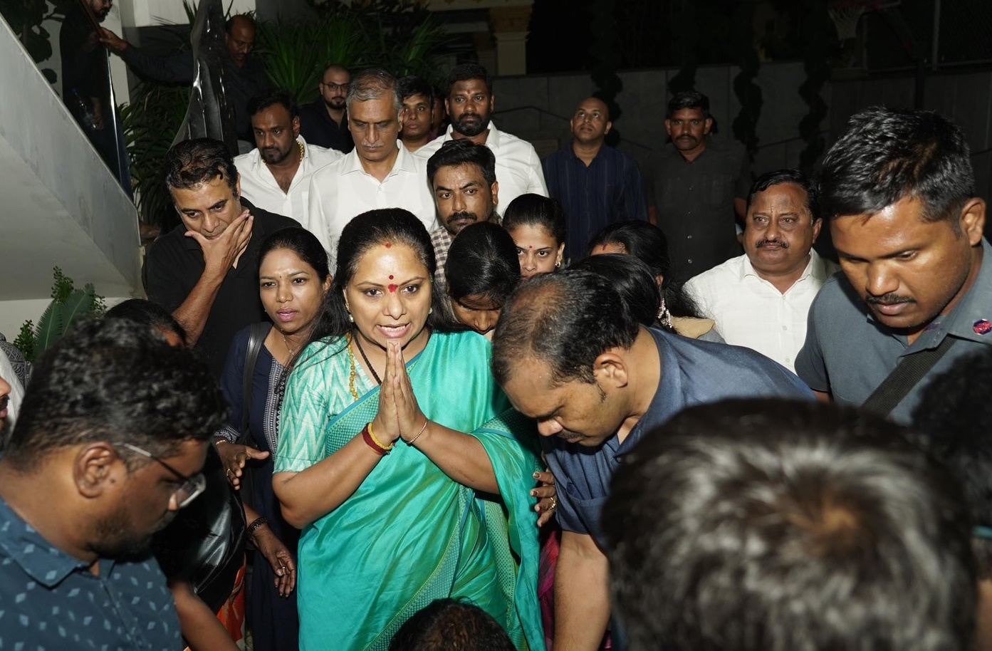 Featured image for K Kavitha's Arrest Sparks Political Controversy