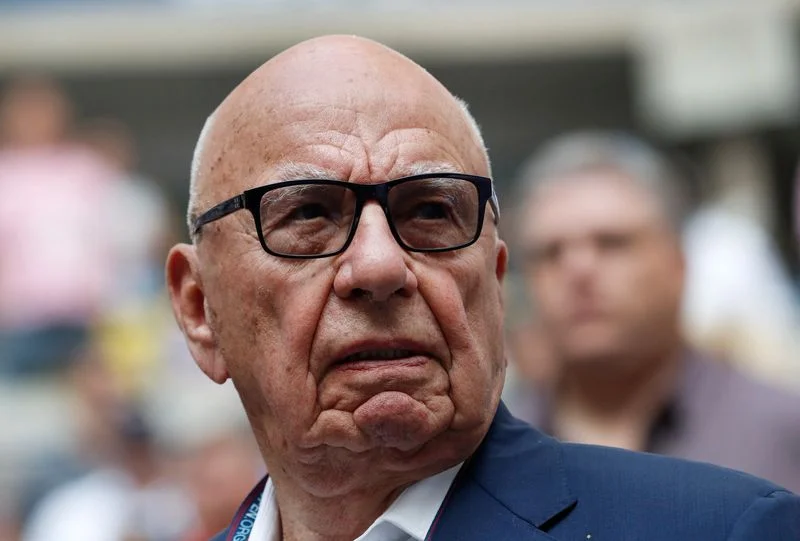 Rupert Murdoch to Wed Ann Lesley Smith.