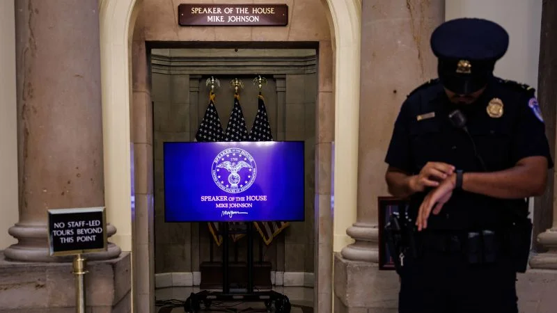 Deadlock and Tensions Rise as Government Shutdown Continues