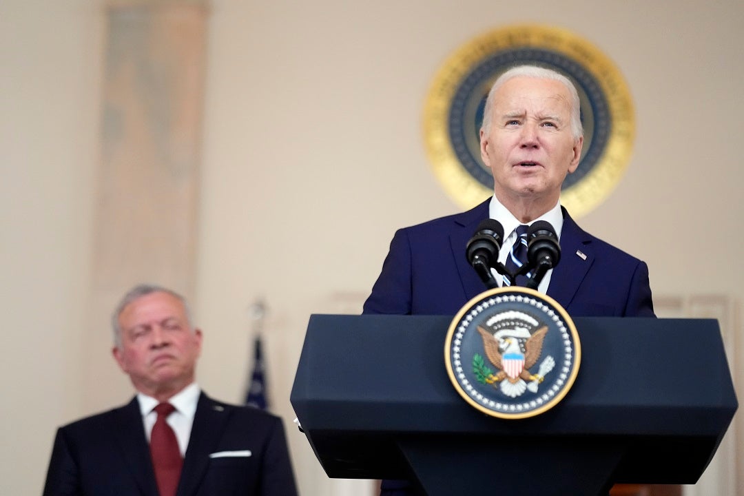 "Biden and Jordan's King Address Israel-Hamas Conflict and Middle East Peace"