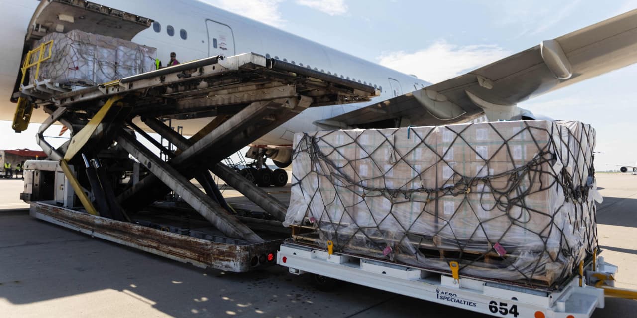 Featured image for "Inflation Data Sparks Stock Market Turmoil: Fed Faces Painful Lessons"