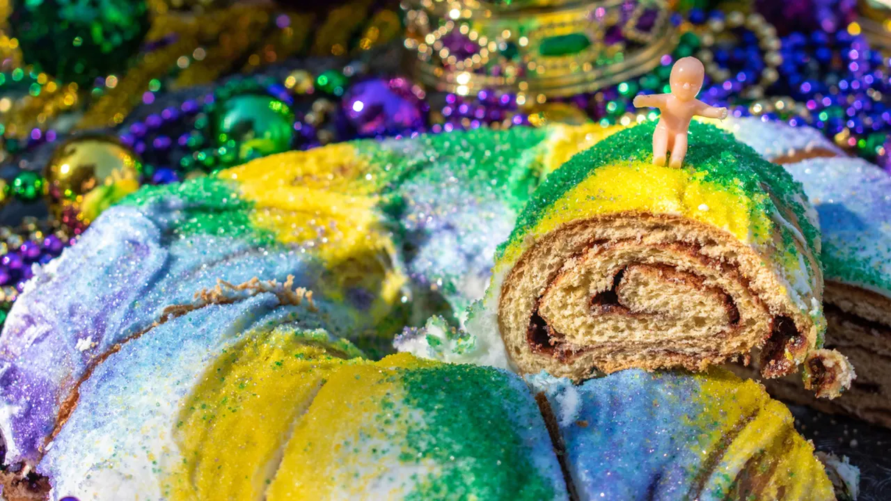 "Burglar's Mardi Gras Heist: 7 King Cakes, Vodka, and Cash Stolen from New Orleans Bakery"