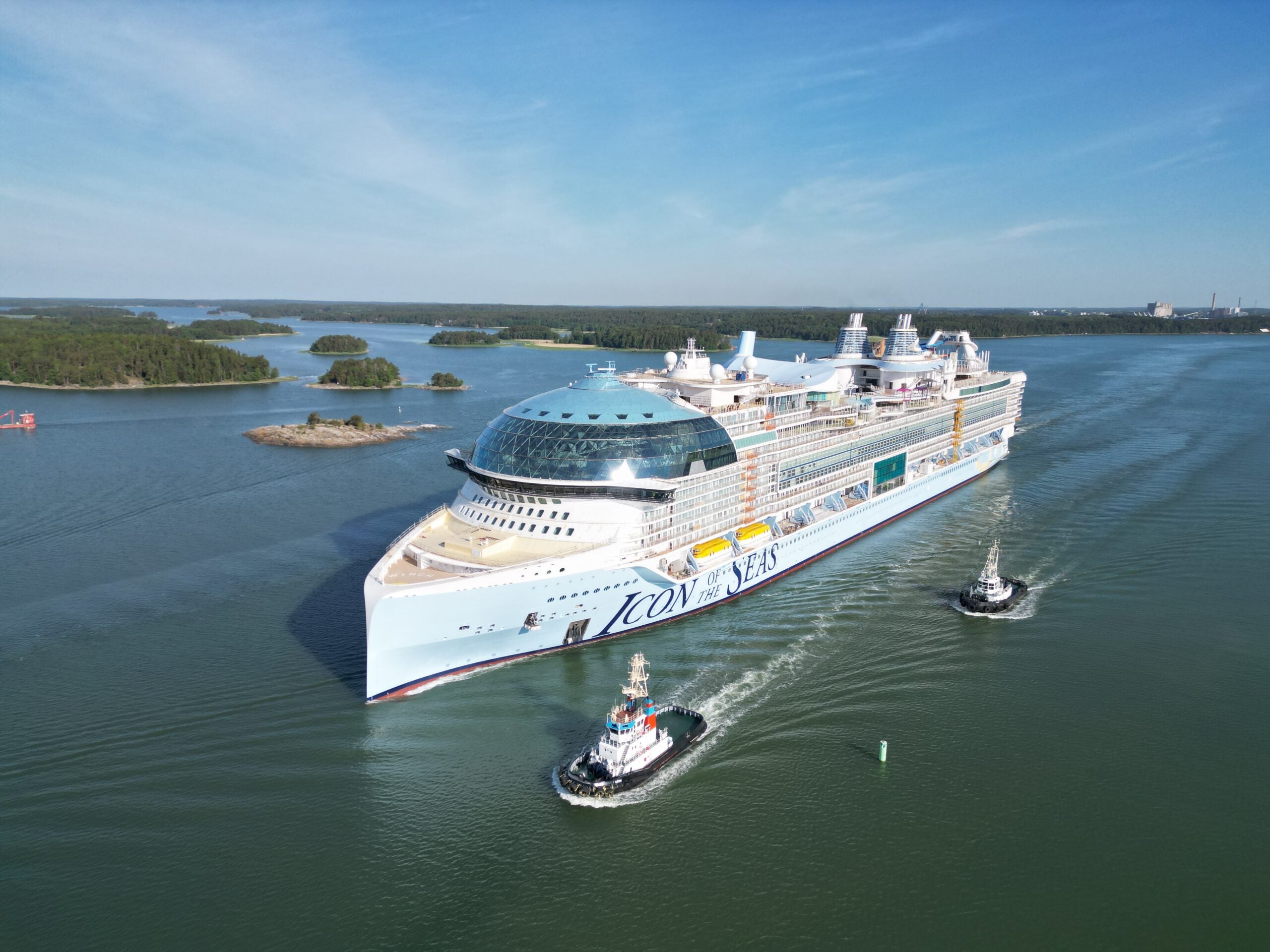 "Icon of the Seas: Royal Caribbean's Record-Breaking Cruise Ship"