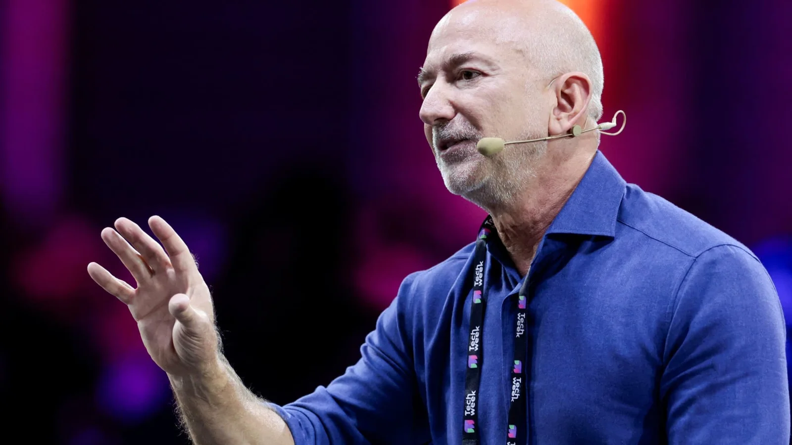 Jeff Bezos Warns AI Bubble Could Yield Major Benefits