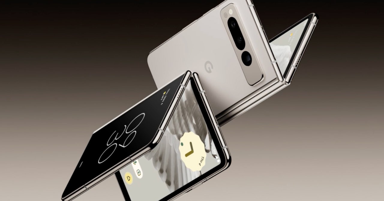 "Google Unveils Pixel Fold to Compete with Samsung's Z Fold 5"