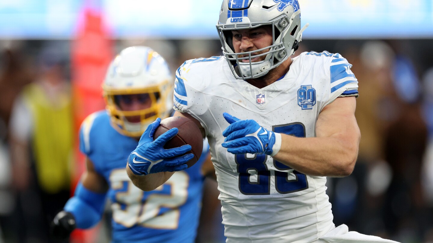 Featured image for "49ers Offer $12 Million Deal to TE Brock Wright, Lions Face Decision"