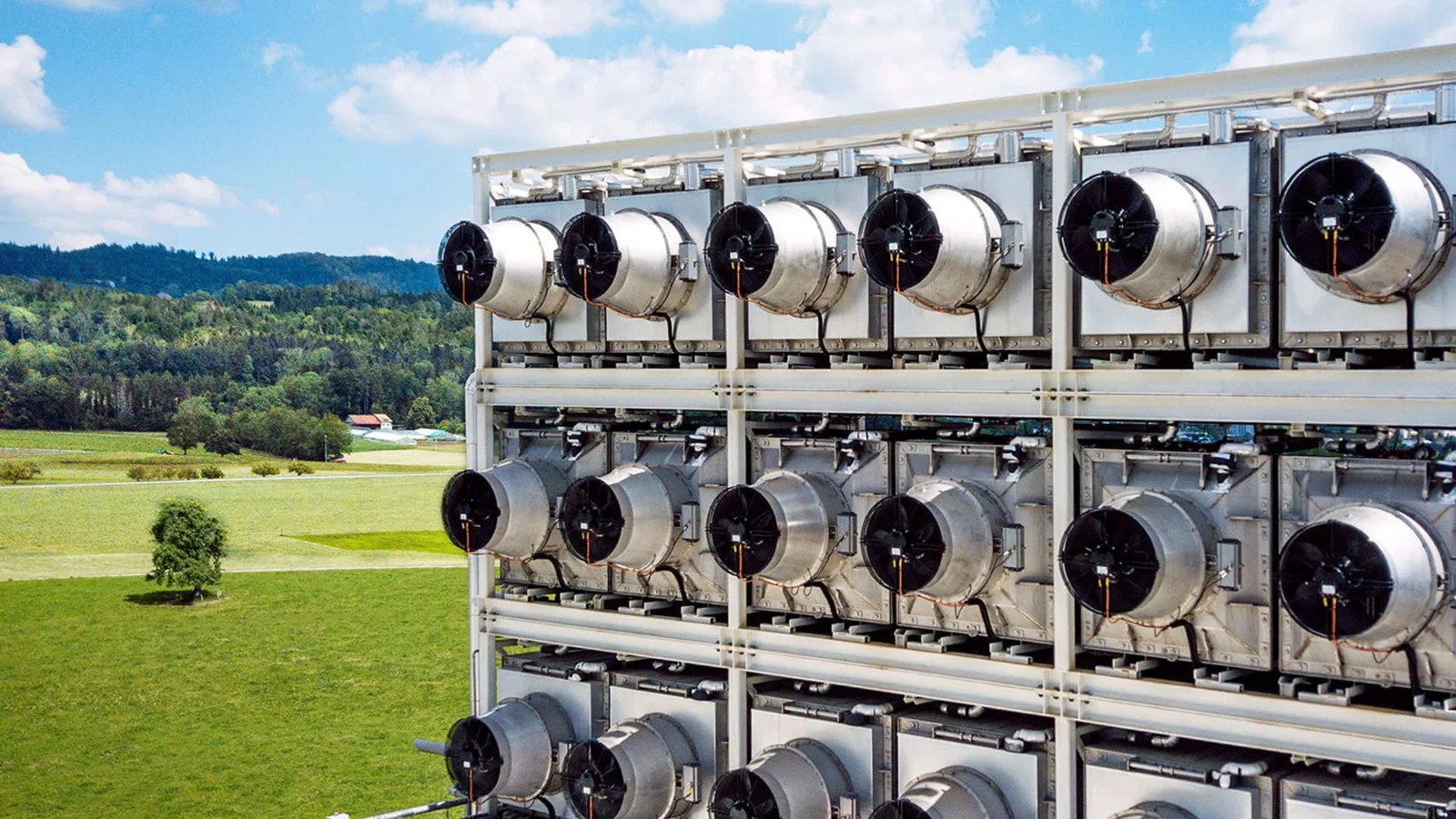 AI Rush Triggers Big Tech Carbon-Credit Spree