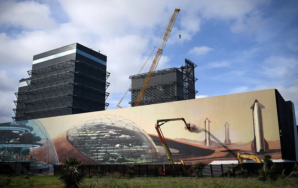 Elon Musk Signals SpaceX Shift: From Mars Settlement to a Moon-Based City