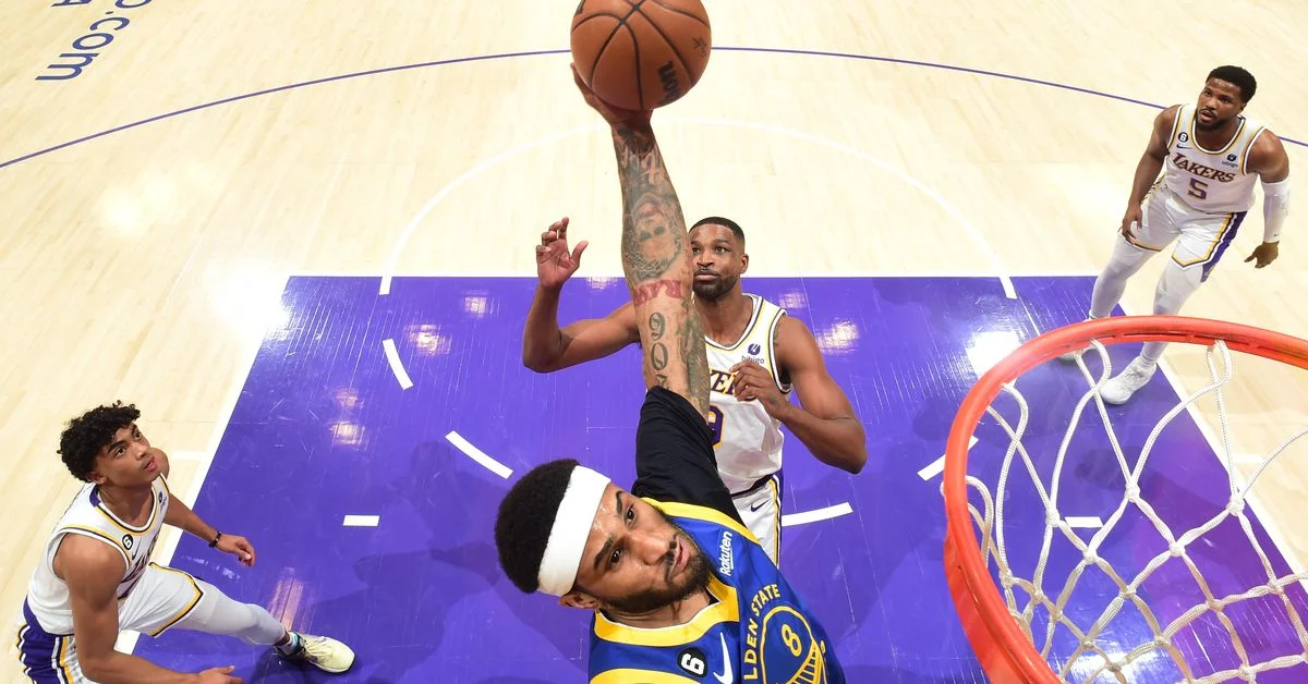 Warriors shake up starting lineup for must-win Game 4 against Lakers.