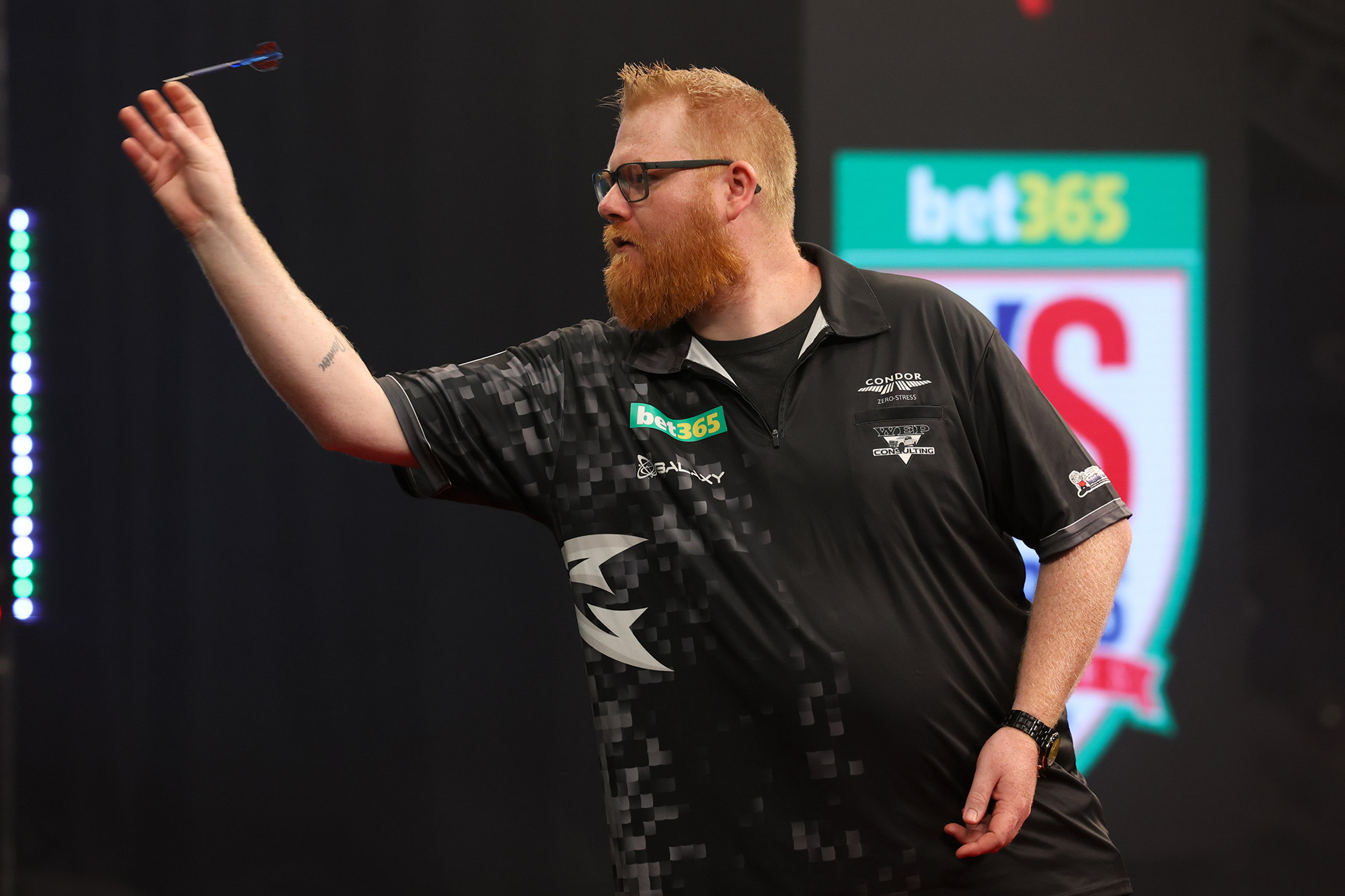 Featured image for 2025 US Darts Masters Highlights: Upsets and Rising Stars