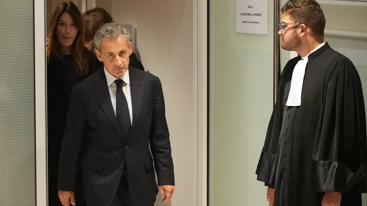 Featured image for Former French President Sarkozy Begins Five-Year Prison Sentence