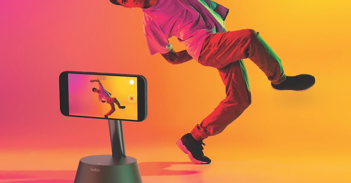 "Belkin Unveils Revolutionary Auto-Tracking iPhone Stand at CES 2024"