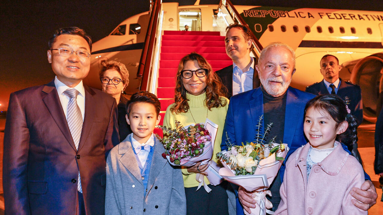 Lula strengthens Brazil-China ties for trade and environmental recovery.