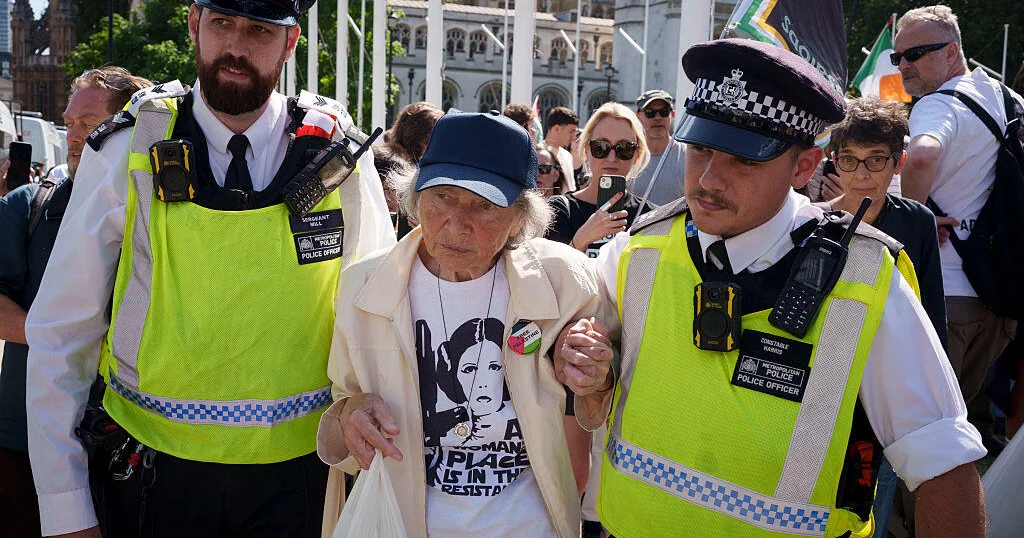 Featured image for London police arrest over 460 protesters supporting banned Palestine Action group