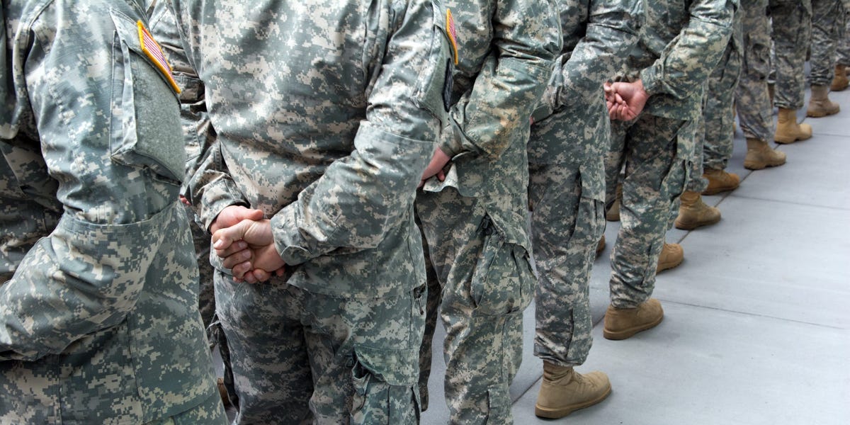 US Military Recruiters Offer Citizenship in Exchange for Service Amid Shortages.