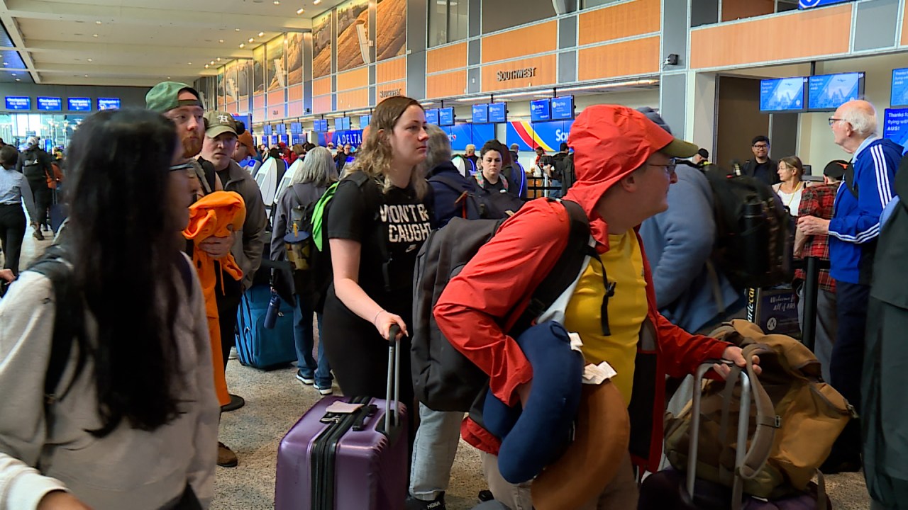 Featured image for "Eclipse Traffic Breaks Records at AUS Airport"