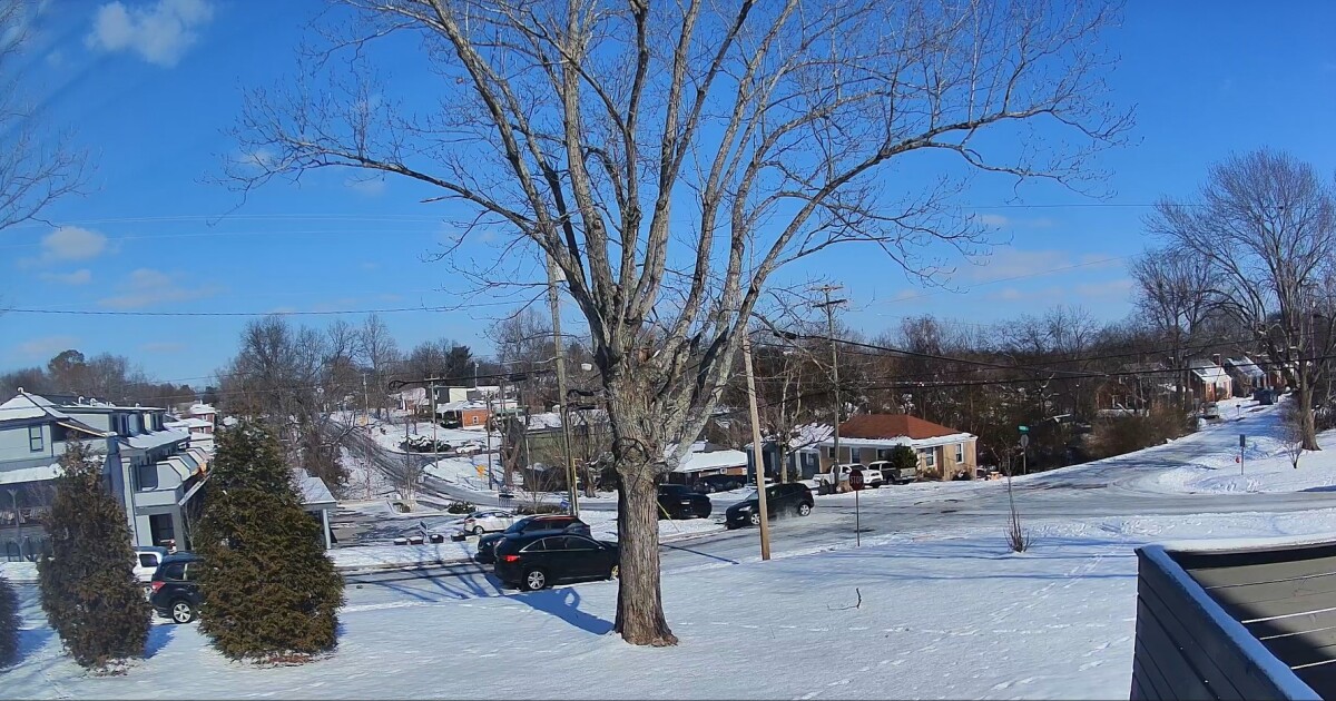 "Neighborhoods Brace for Frigid Temperatures and Icy Roads as Winter Weather Hits Middle Tennessee"