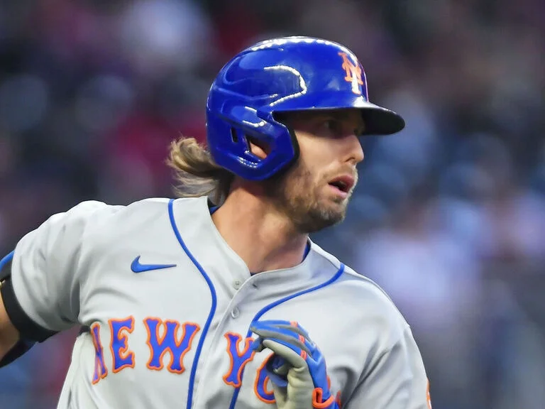 MLB Apologizes and Admits Wrong Call in Mets vs. Marlins Game.