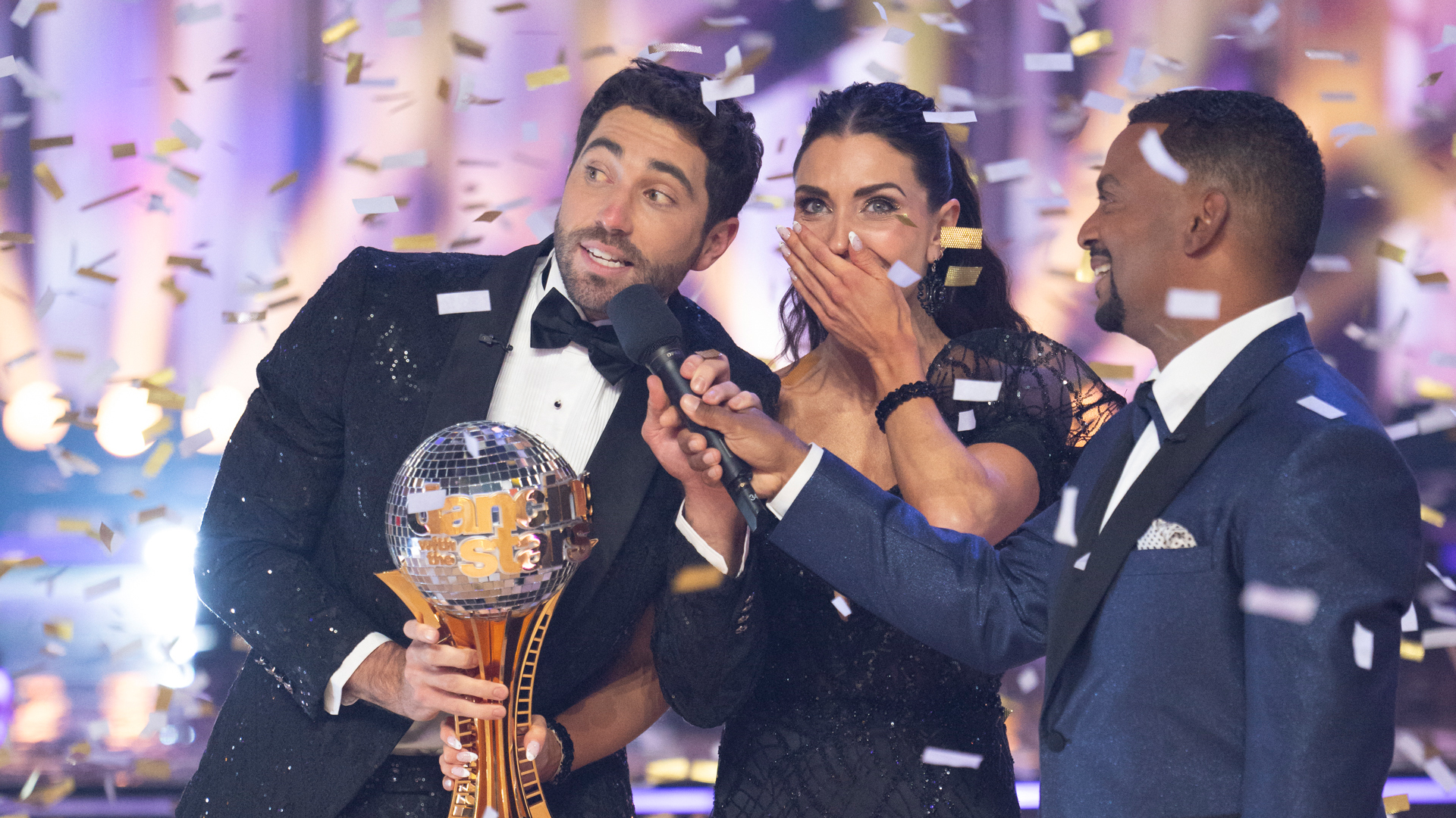 Featured image for Joey Graziadei and Jenna Johnson Triumph in DWTS Season 33 Finale