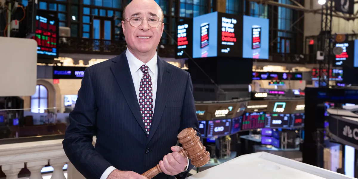 Featured image for Trump's Proposal to End Quarterly Reports Sparks CEO and Investor Debate