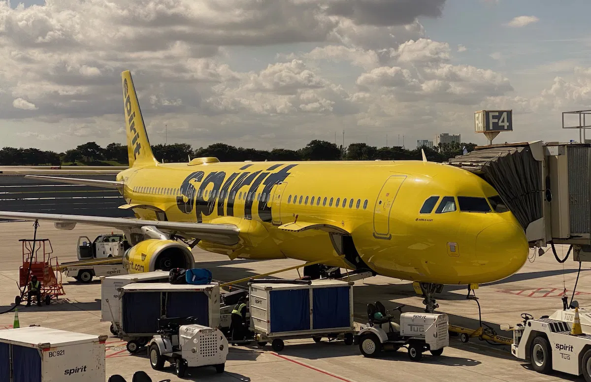 Featured image for Spirit Airlines Faces Financial Troubles Amid Industry Warnings