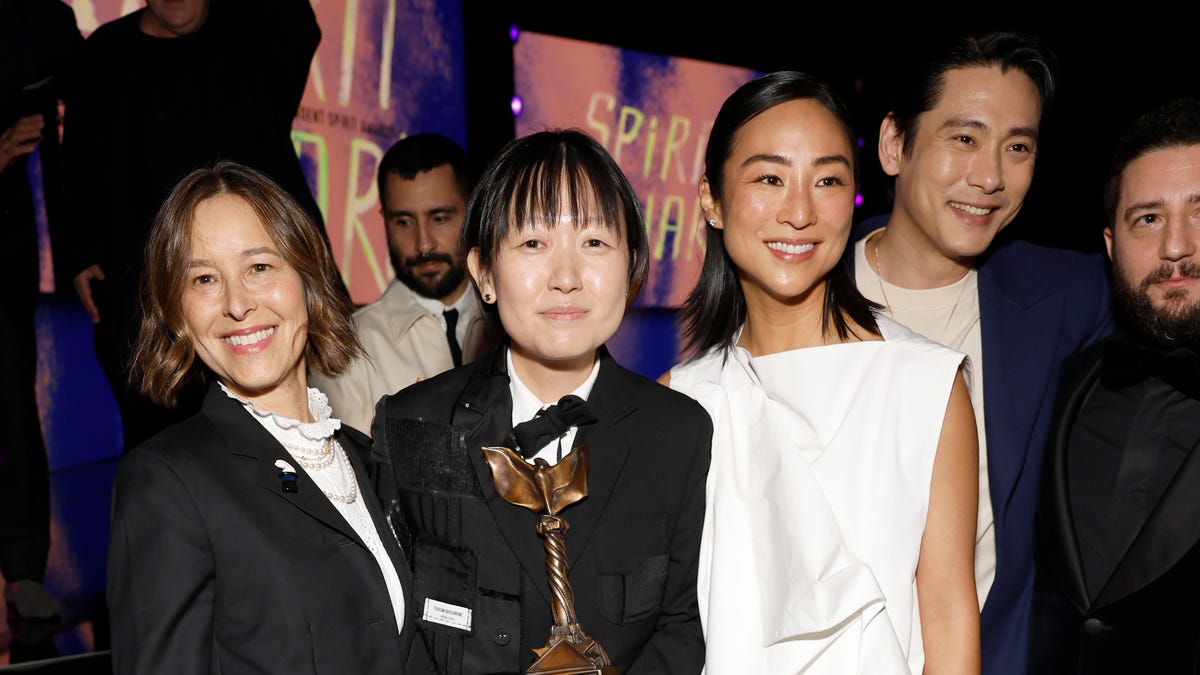 Featured image for "2024 Independent Spirit Awards: Celebrating the Big Winners and Red Carpet Arrivals"