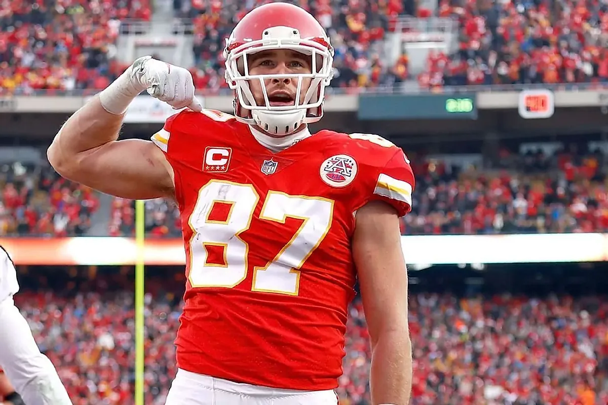 "Travis Kelce Opens Up About Happiness and Taylor Swift in Exclusive Interview"