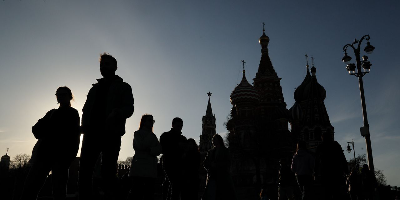 Russia's Crackdown: Tougher Laws and Penalties for Treason and Dissent.